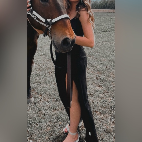 Black lovely day prom dress - Picture 1 of 4